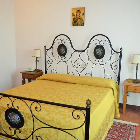 Oasi Neumann 3* Кортона